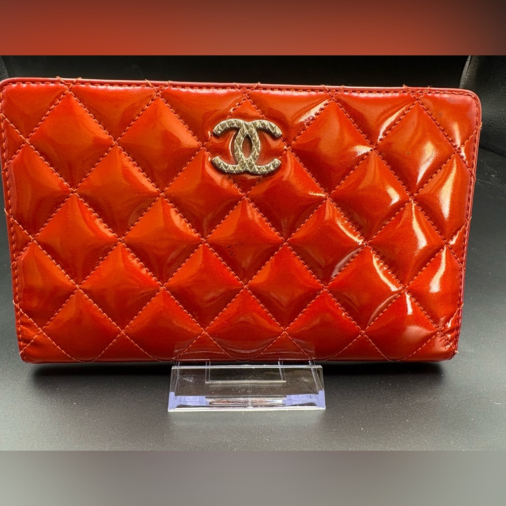 CHANEL Orange Patent Quilted CC Wallet